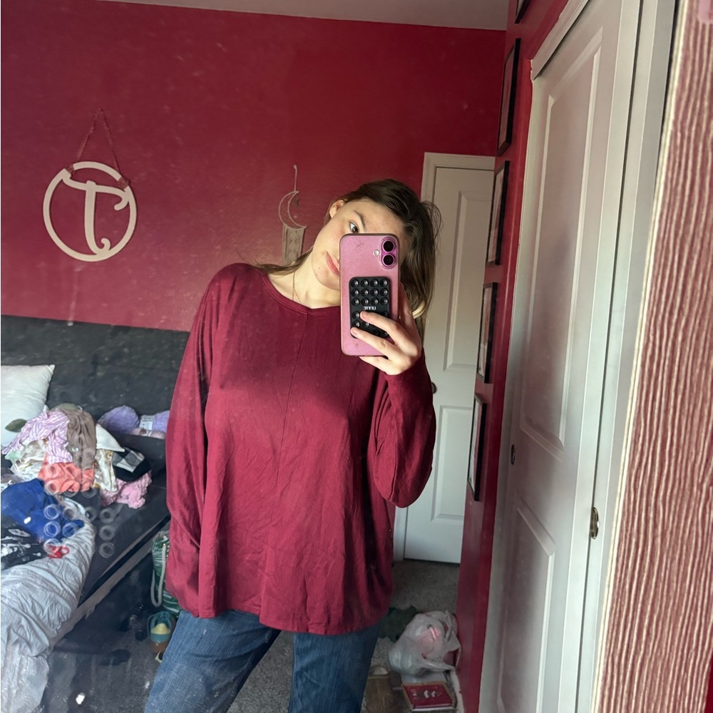 Time and Tru Women's Deep Red Long Sleeve Top